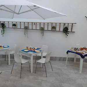 Bed & Breakfast Casa Lele 