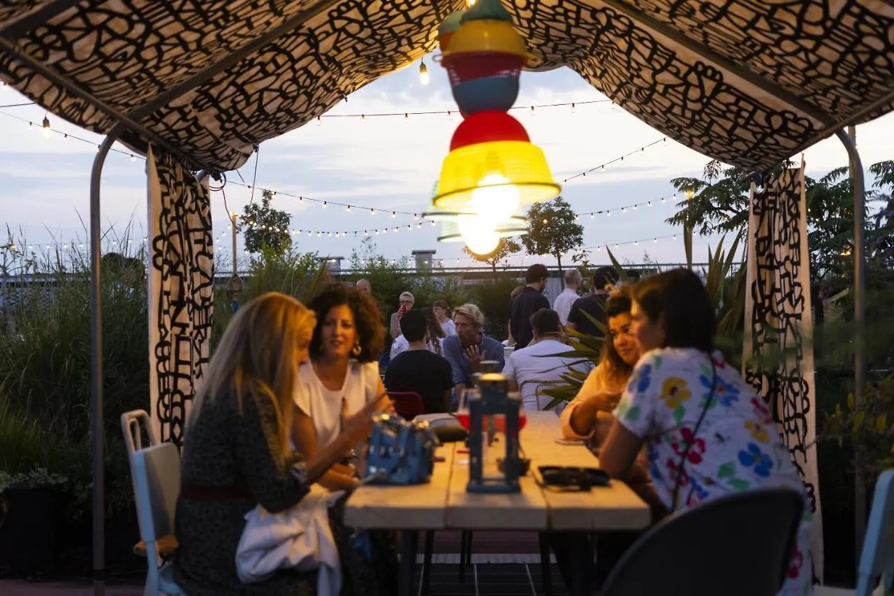 Casabase Hostel Milan