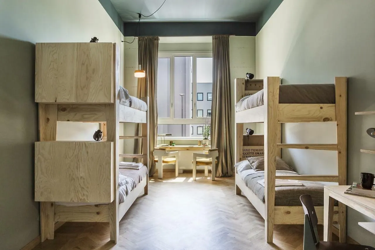 Casabase Hostel Milan